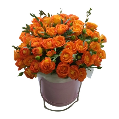 Кустовые розы в шляпной коробке — Цветы SFlower – доставка цветочных букетов в Хабаровске. У нас цветы можно купить или заказать с доставкой круглосуточно — 6910abc5