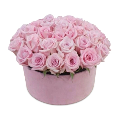 Розовые розы в коробке  — Цветы SFlower – доставка цветочных букетов в Хабаровске. У нас цветы можно купить или заказать с доставкой круглосуточно — 8d7c892e
